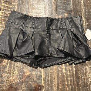 Free people black skort